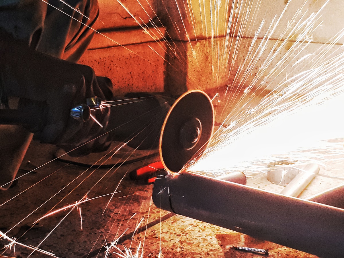 Nickel alloy piping fitting